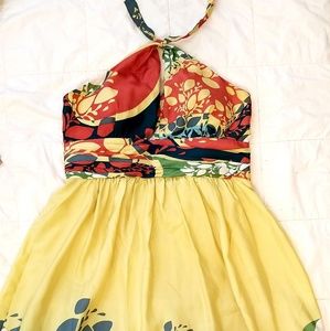 Beautiful, fun and colorful halter style dress.